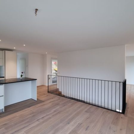 Küche und Treppengeländer