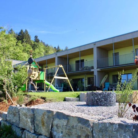 Beispiel einer individuellen Gartengestaltung eines Reiheneinfamilienhauses